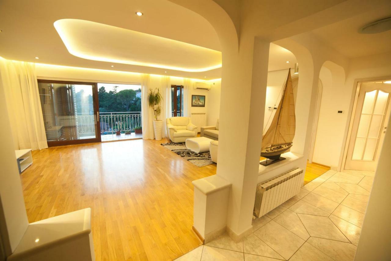 Xxl Luxury Apartment & Top Sea View Portorož Exteriör bild